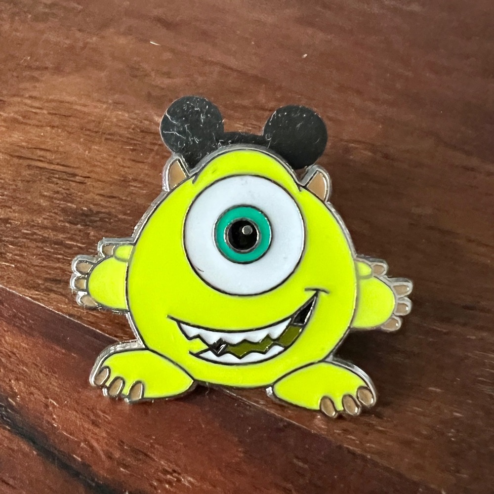 Disney Trading Lapel Pin 102425 Magical Mystery 7 Ufufy Mike Green Monsters Inc